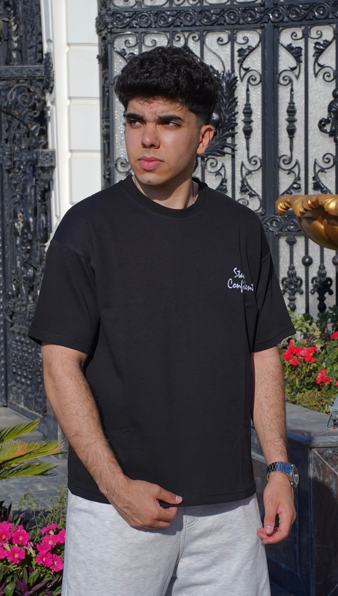 Stay Confident T-SHIRT