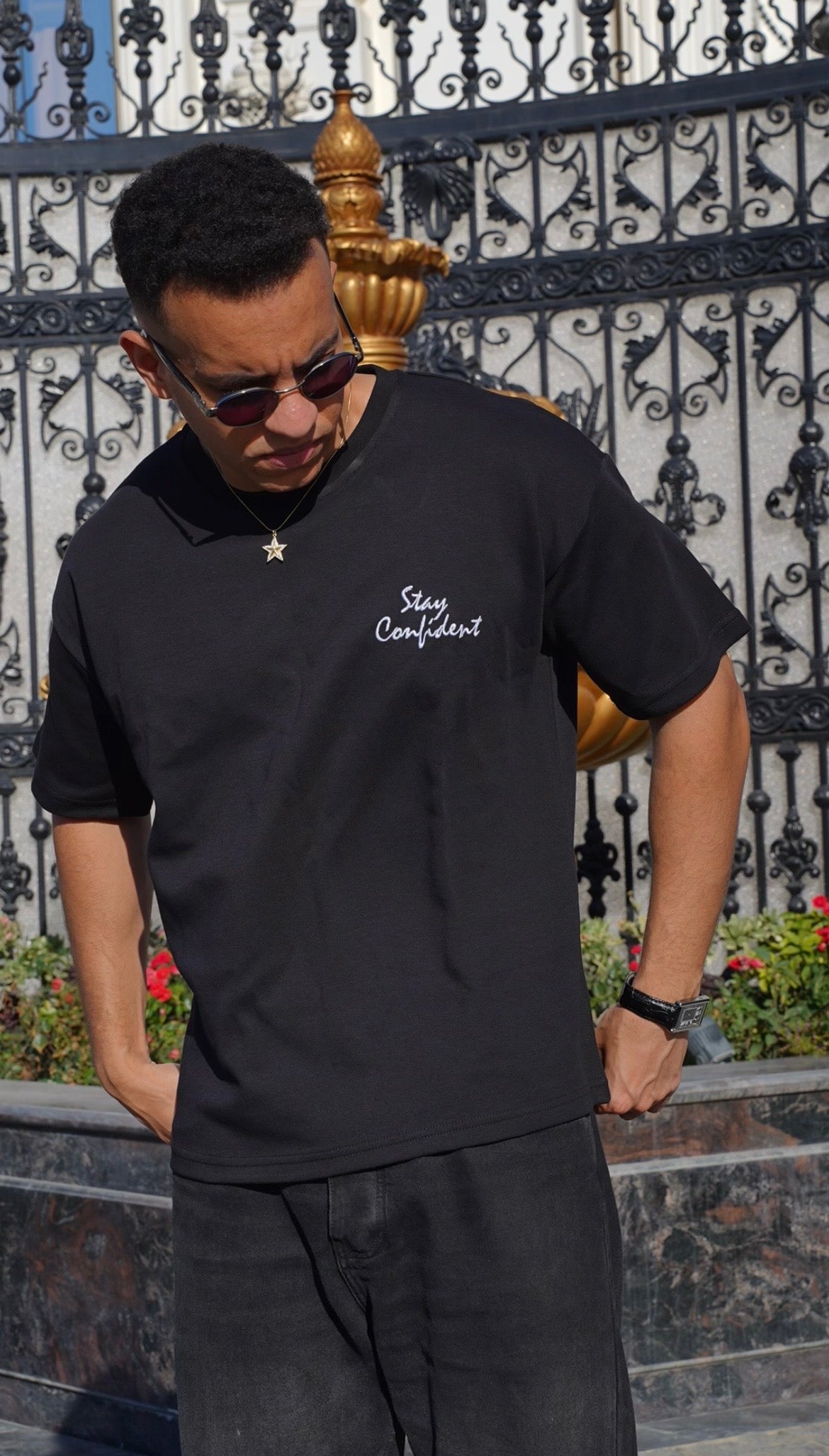 Stay Confident T-SHIRT